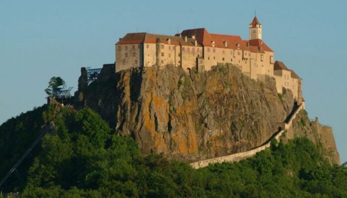 Замок Ригерсбург, Австрия